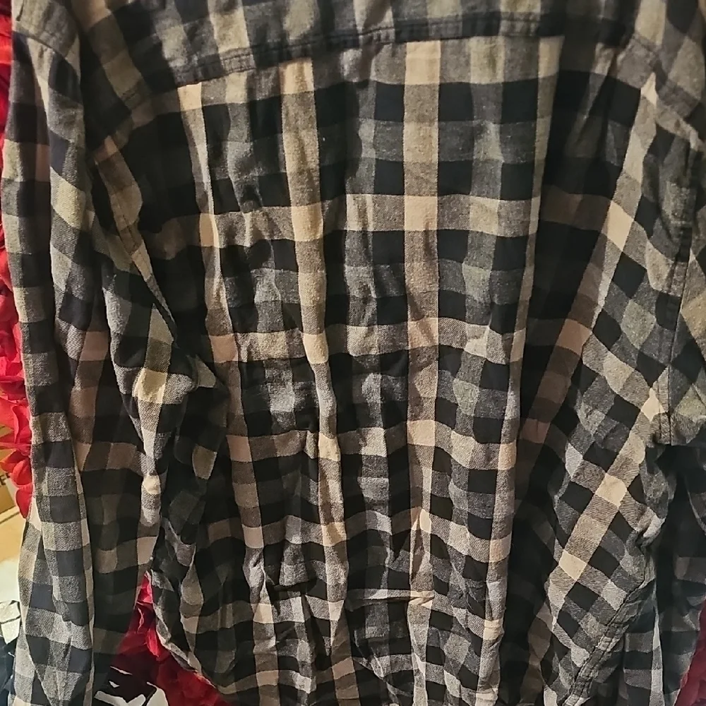 Urban Pipeline Black/Grey/Cream Button Up Flannel Size XXLarge